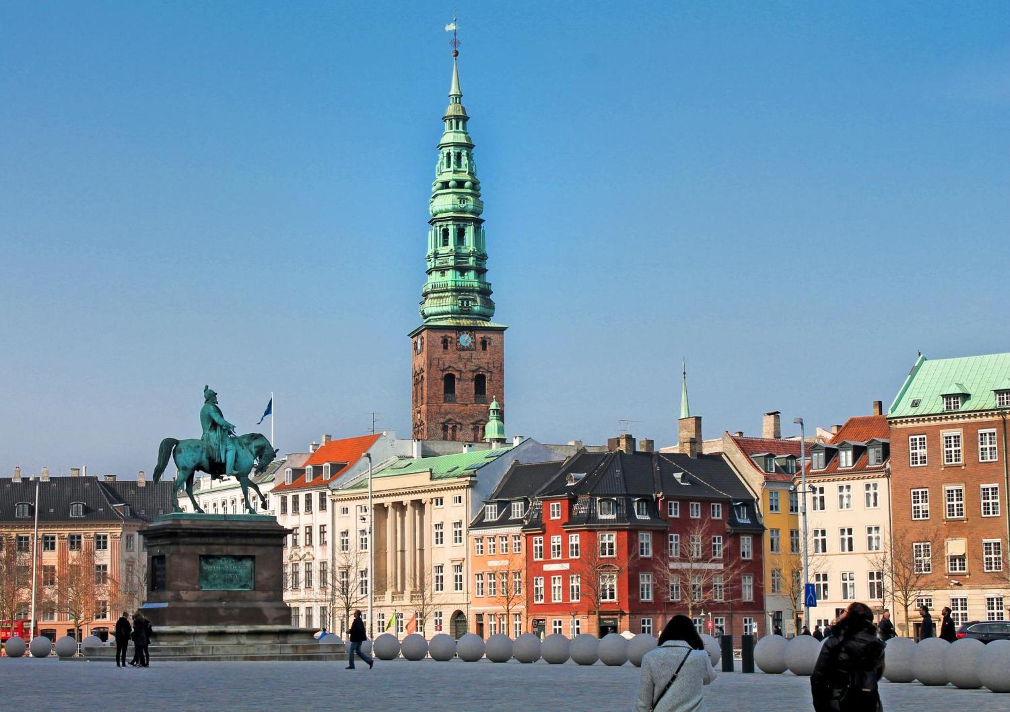 Large Apartment In Central Copenhagen By Tivoli Gardens Bagian luar foto
