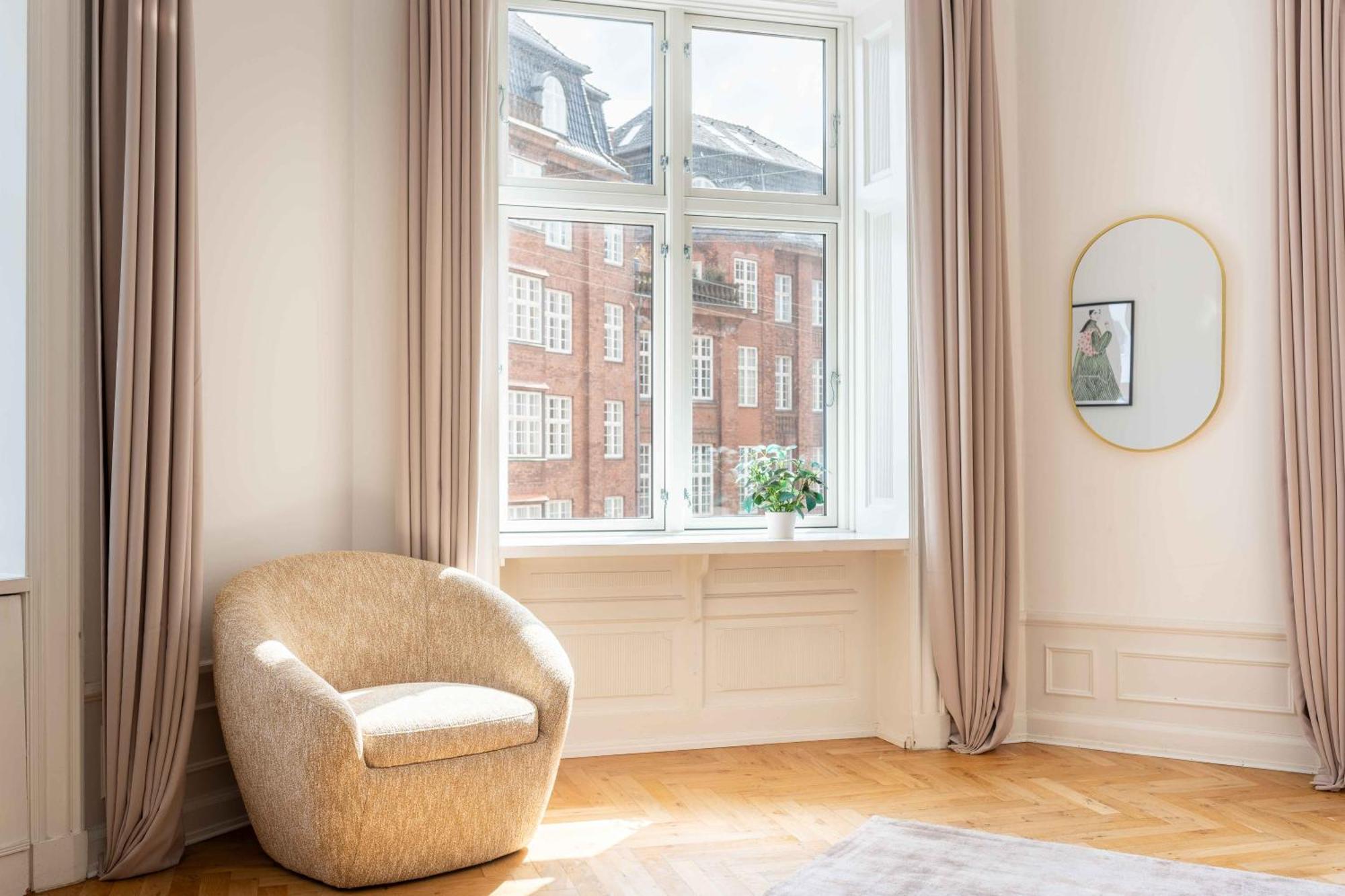 Large Apartment In Central Copenhagen By Tivoli Gardens Bagian luar foto