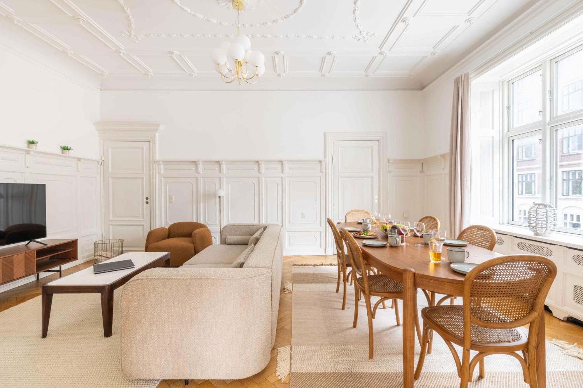 Large Apartment In Central Copenhagen By Tivoli Gardens Bagian luar foto