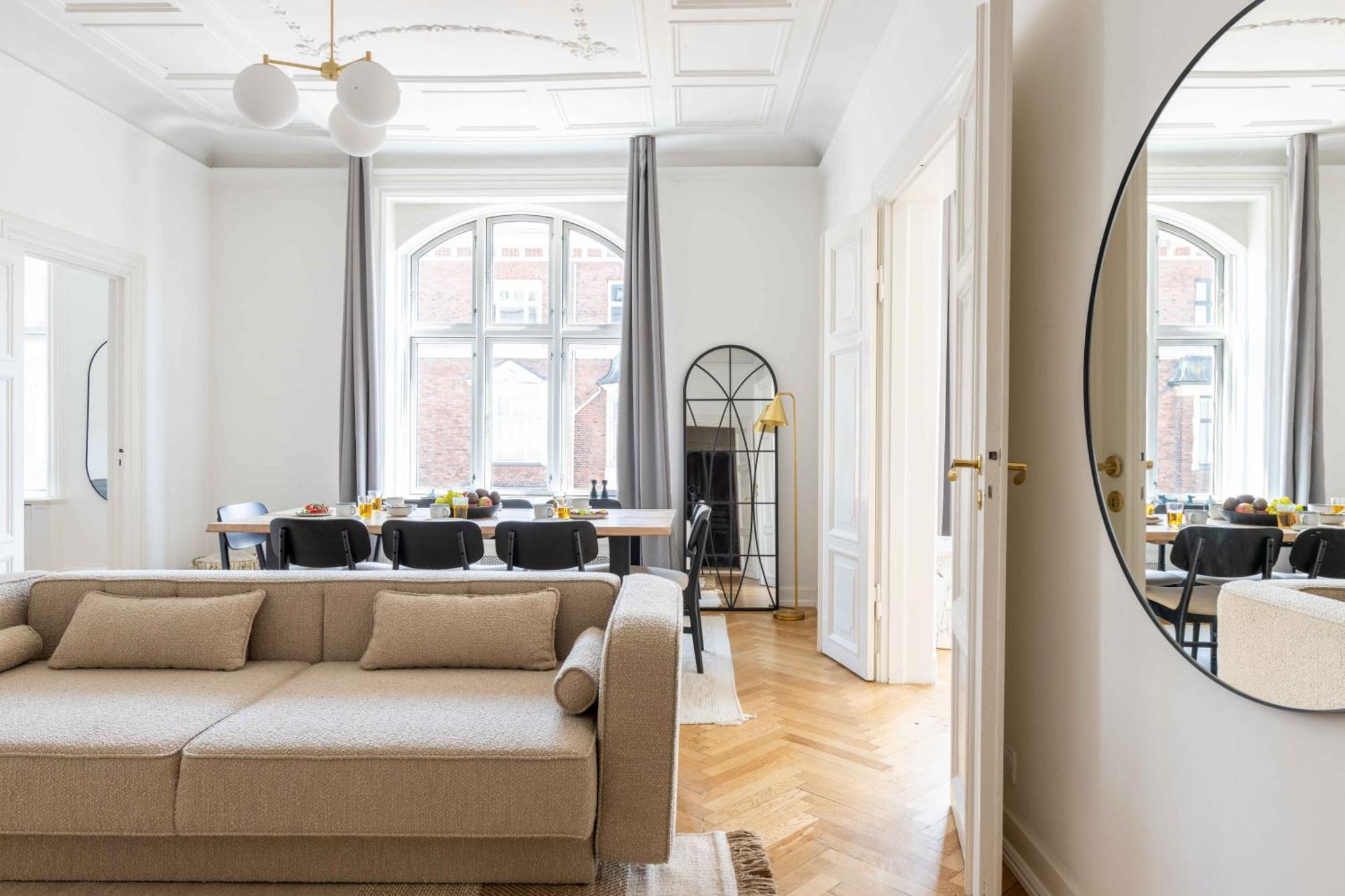 Large Apartment In Central Copenhagen By Tivoli Gardens Bagian luar foto
