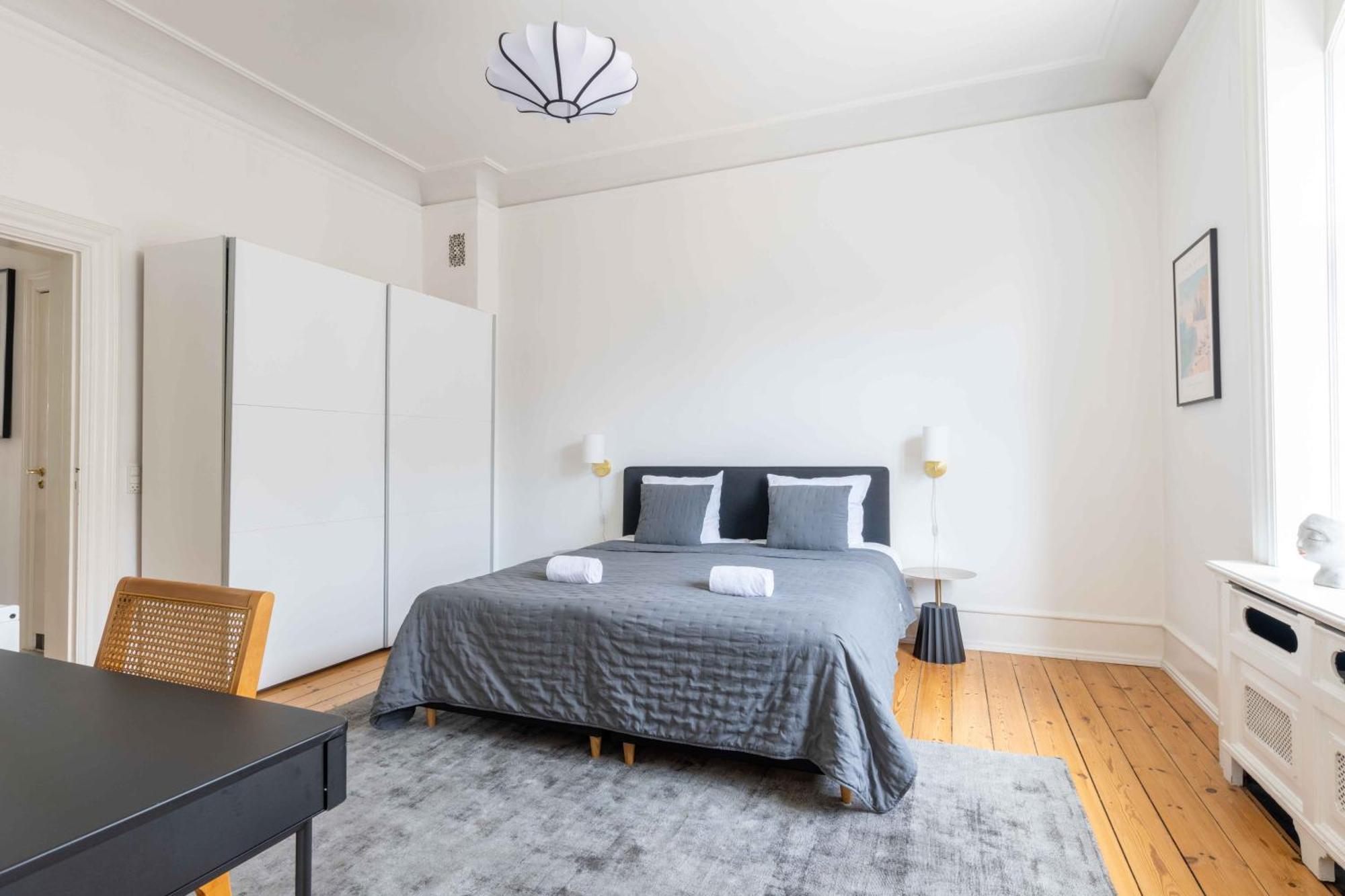 Large Apartment In Central Copenhagen By Tivoli Gardens Bagian luar foto