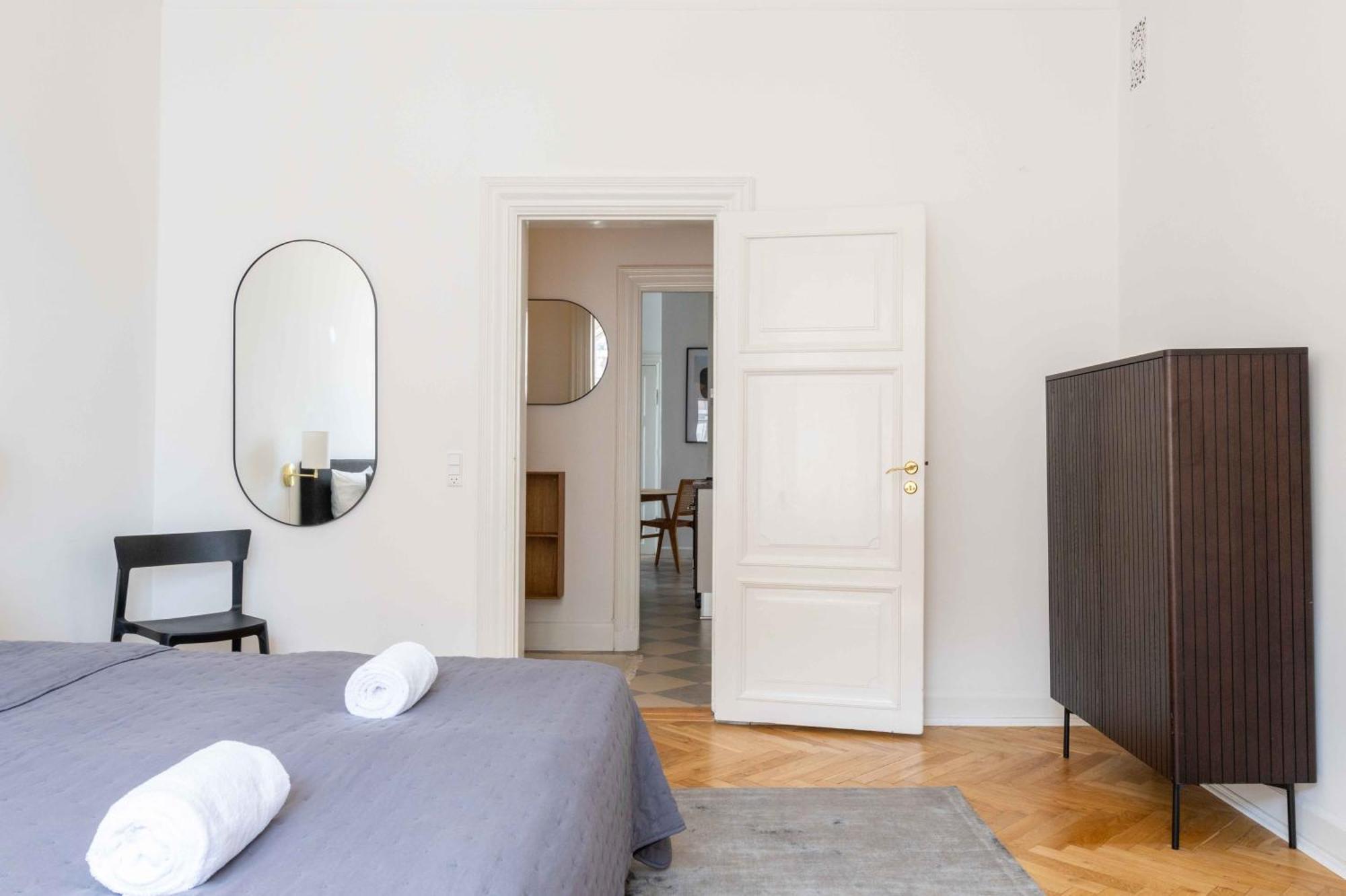 Large Apartment In Central Copenhagen By Tivoli Gardens Bagian luar foto