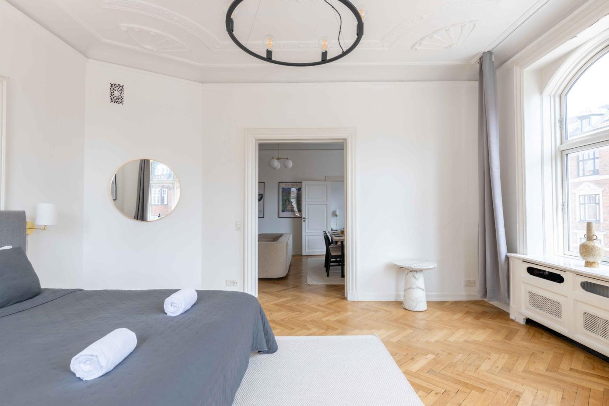Large Apartment In Central Copenhagen By Tivoli Gardens Bagian luar foto